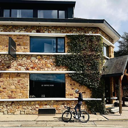 Le Coffee Ride Cycling Cafe Hotel Stavelot Exterior photo